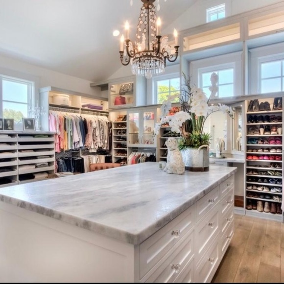 Meet your Posher, Mary π»π - Picture 3 of 3